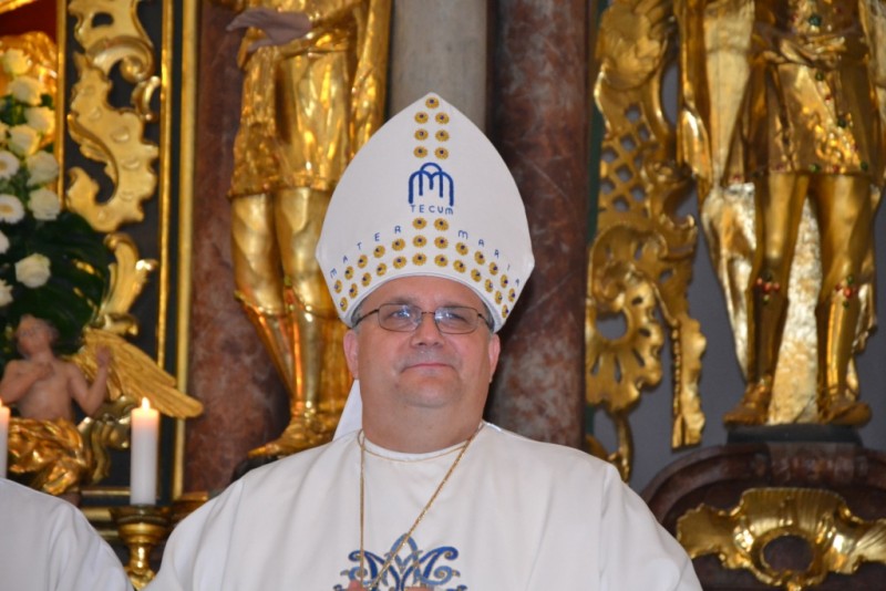 Murskosoboški škof msgr. dr. Peter Štumpf - foto - Klavdija Dominko